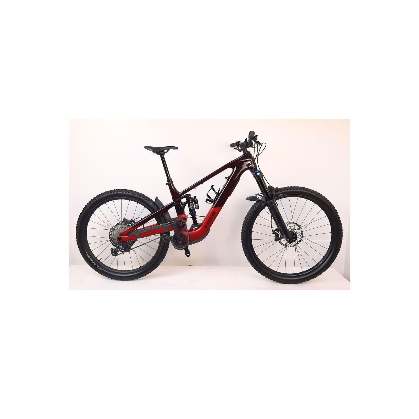 Slash+ 9.7 EU / Größe L / Testbike #277